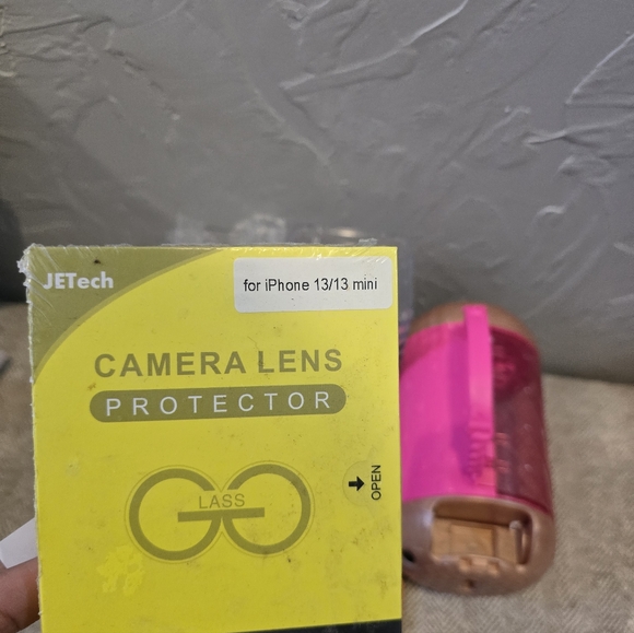 Random‎ Item Sale - Picture 3 of 4